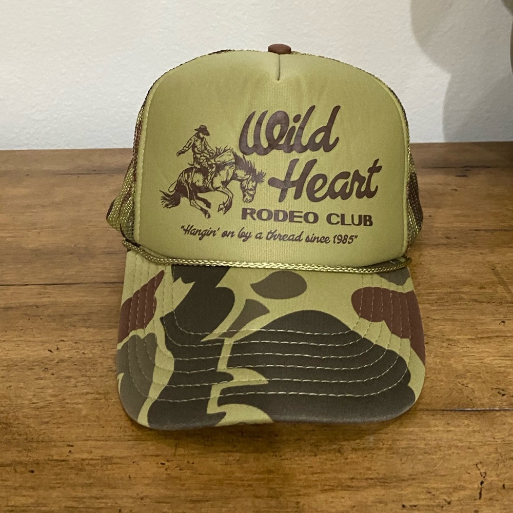 NB Goods camo Wild Heart Rodeo Club Trucker Hat (hat OTTO brand)